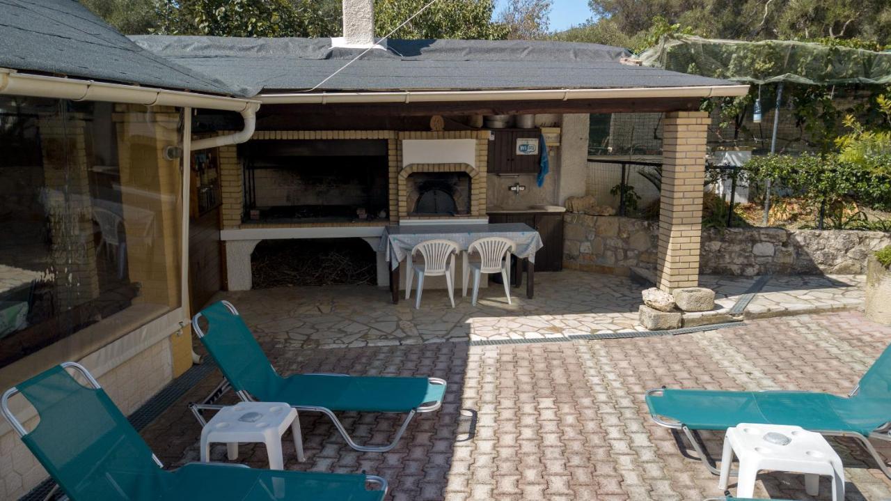 Villa Mike 105 Liapades Exterior foto